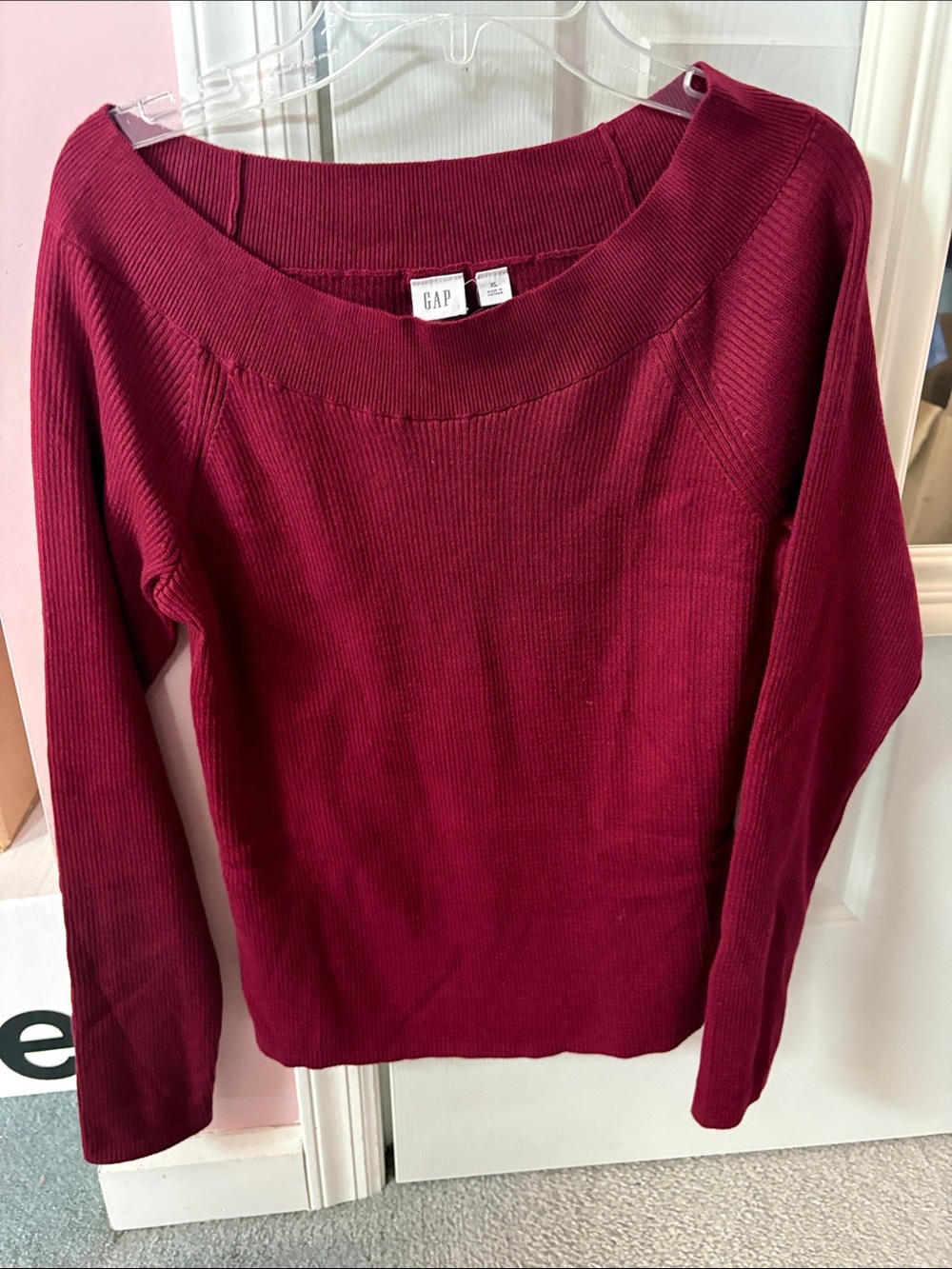 NWT GAP Ribbed Scoop Neck Sweater, size XL